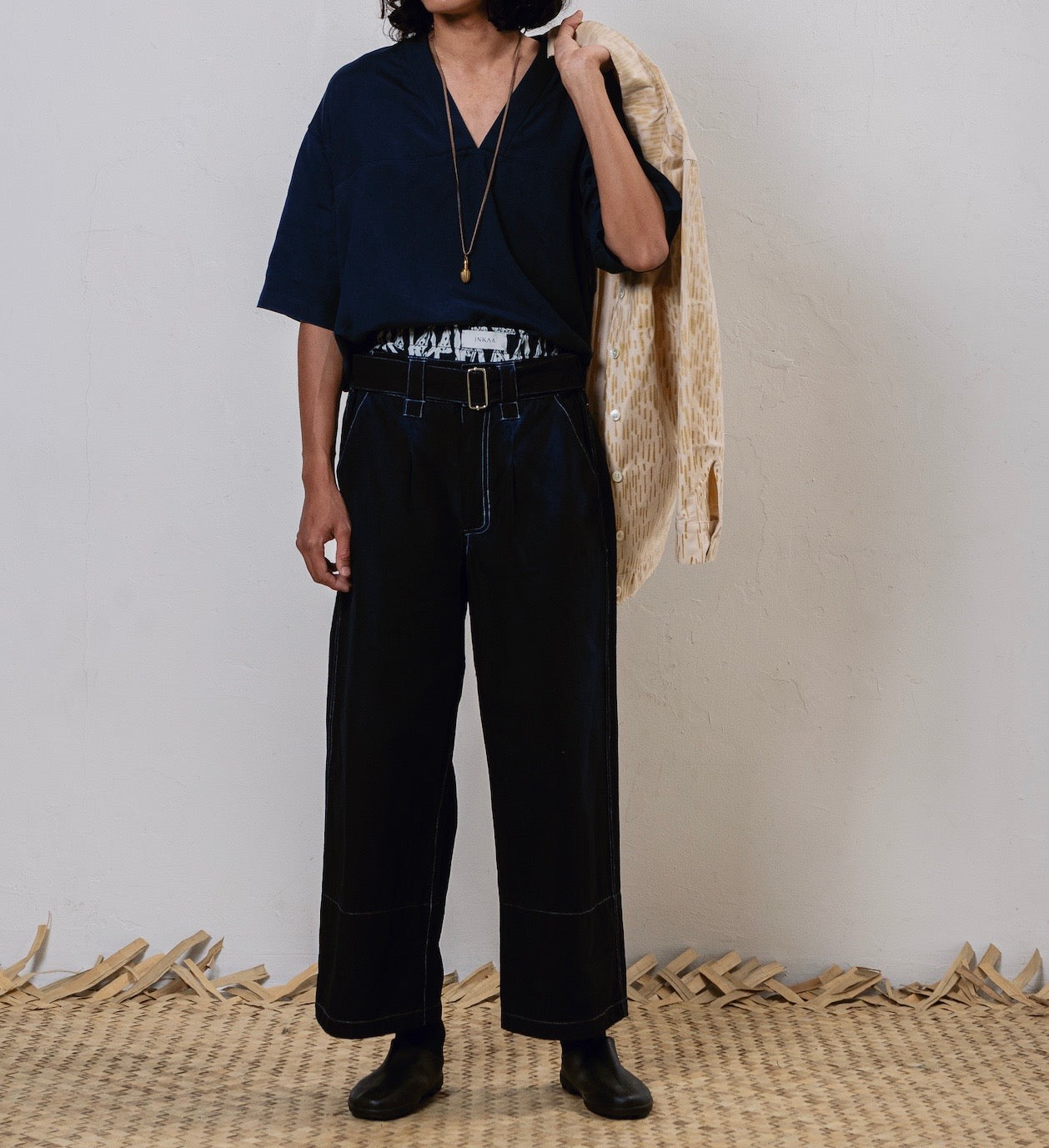 Garment-dyed Pleated Belted Pants with RESIST Lining